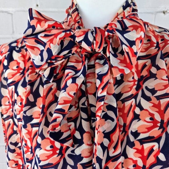 Sleeveless Button Down Coral Pink and Navy Silk Shirt Size 12 - Picture 3 of 9